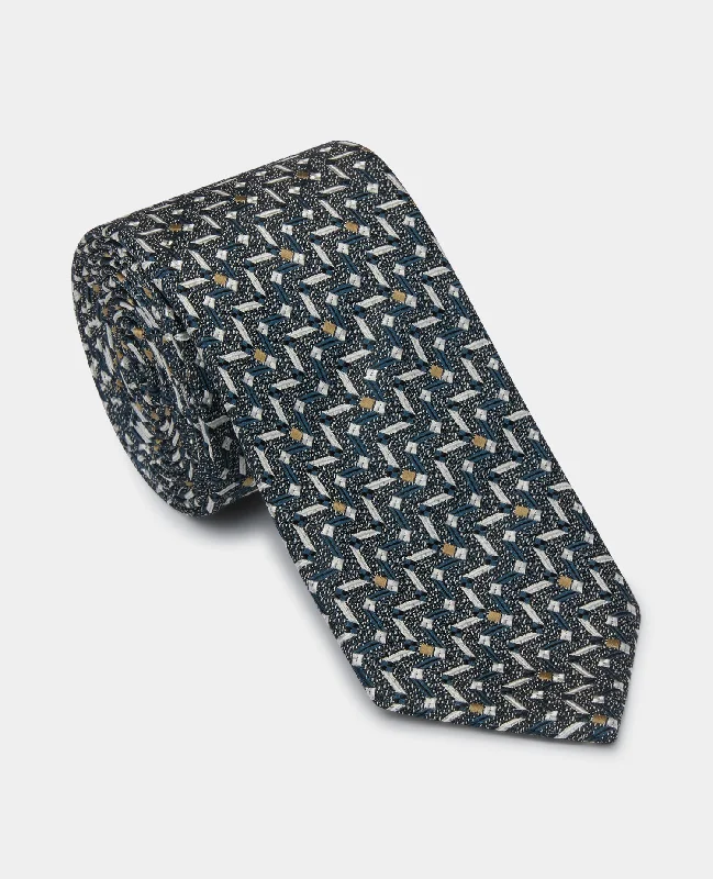 Versatile Men's Black Tie SuitsGeometric Design Tie