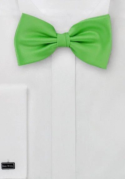 Men's Suits with Two-Button JacketsGrass Green Solid Bowtie