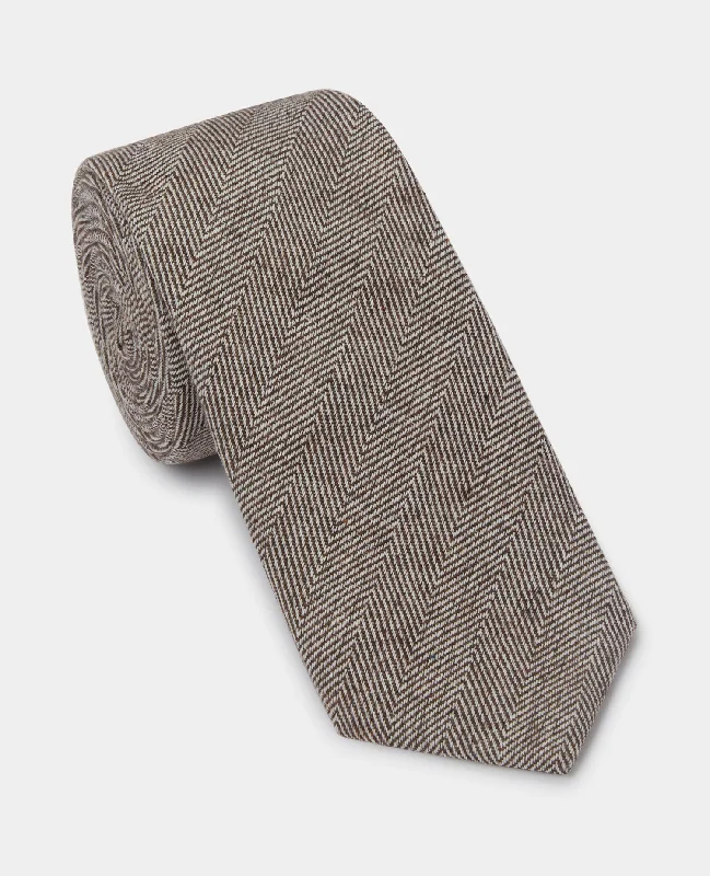 Men's Suits with Pass-Through PocketsHerringbone Design Tie