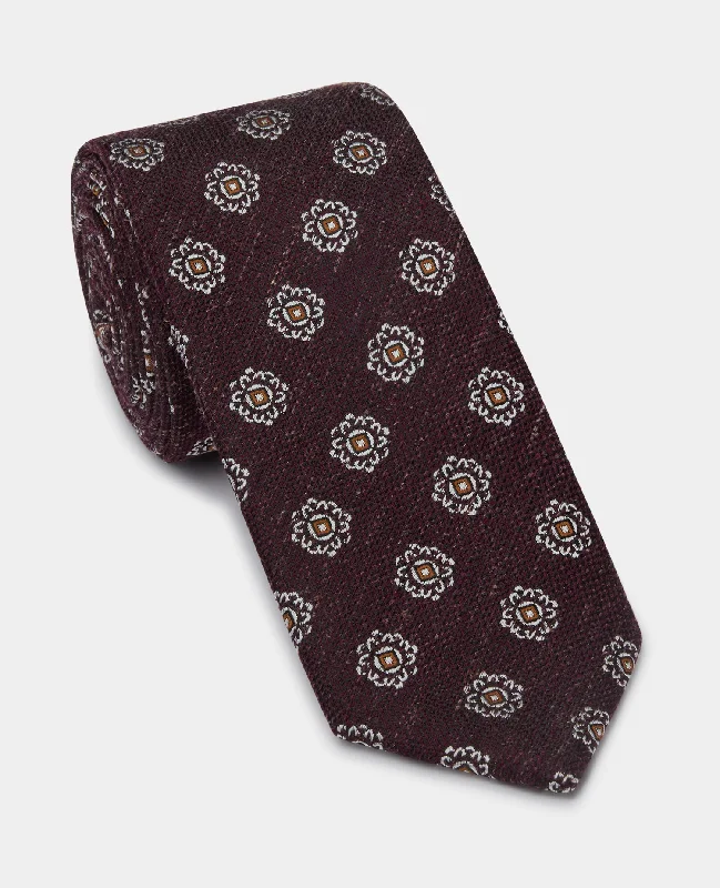 Designer Men's Bespoke SuitsGeometric Design Tie