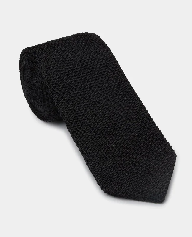 Unique Men's Made-to-Measure SuitsPlain Knitted Narrow Tie