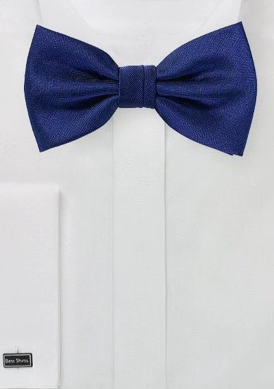 Men's Suits with Heavy-Duty ButtonsNavy Herringbone Bowtie