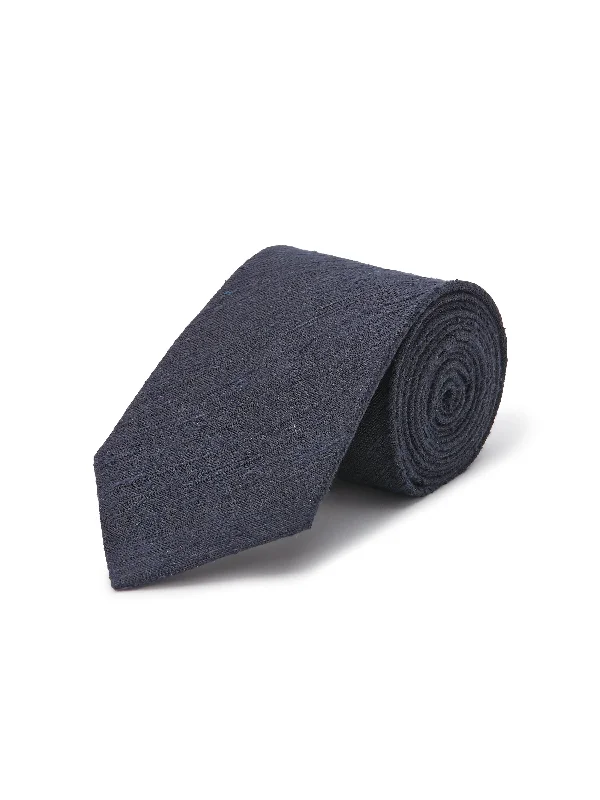 Men's Suits with Cuffed Trouser LegsPure Silk Shantung Tie - Navy