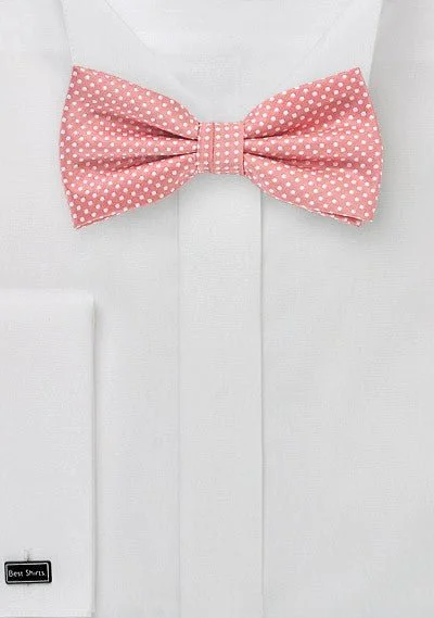 Men's Suits with Heavy-Duty ButtonsTulip Pin Dot Bowtie