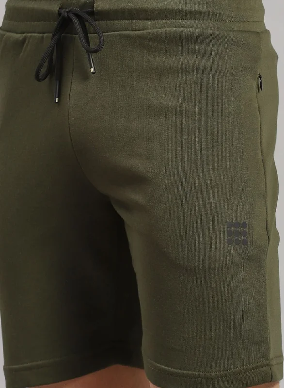 Men's Patterned Pants with StripesMen Olive Solid Short