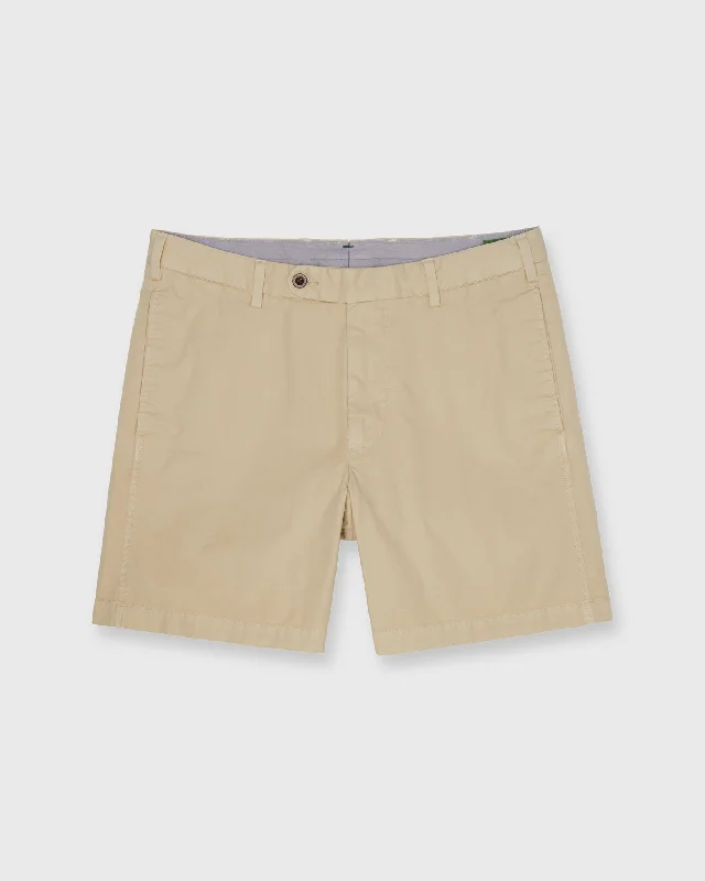 Men's Pants with Appliqué DetailsGarment-Dyed Short in Khaki AP Twill