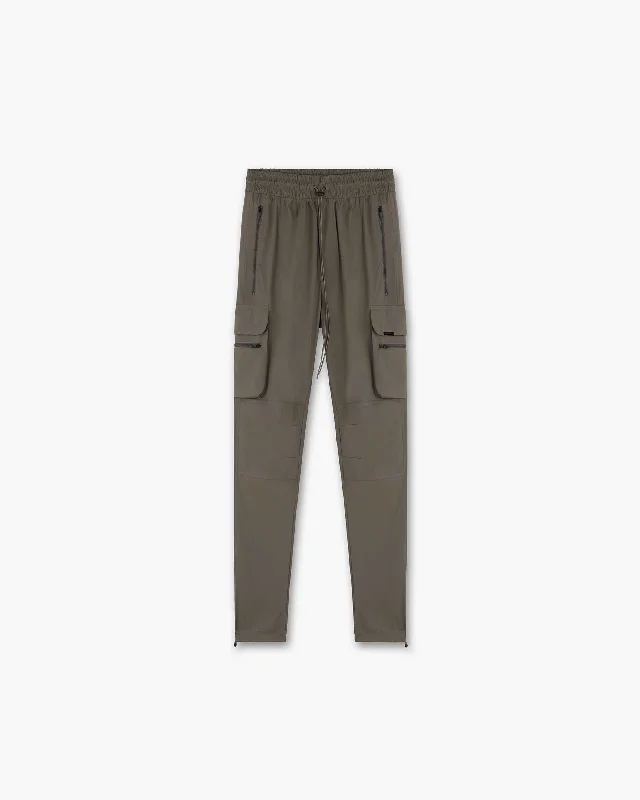 Men's Pants with Ripped and Distressed Details247 Pant - Olive