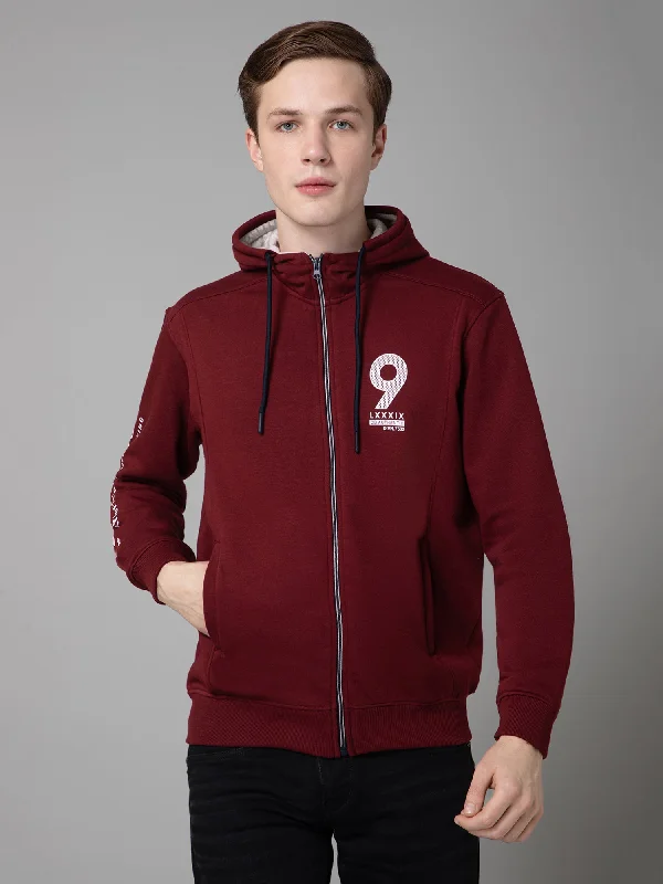 Moisture-Wicking Performance Men's SportswearSolid Maroon Full Sleeves Hooded Neck Regular Fit Casual Sweatshirt for Men