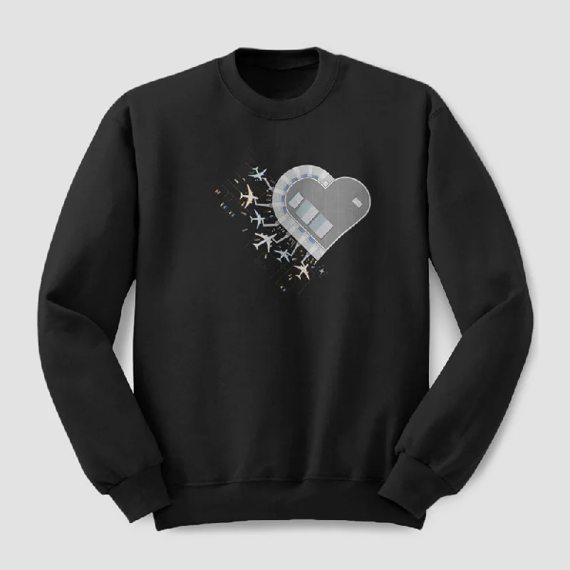 Fashion-Forward Men's SportswearHeart Overhead - Sweatshirt